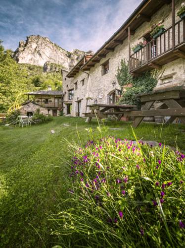 Macra Italy Last Minute Discount Code Booking.com