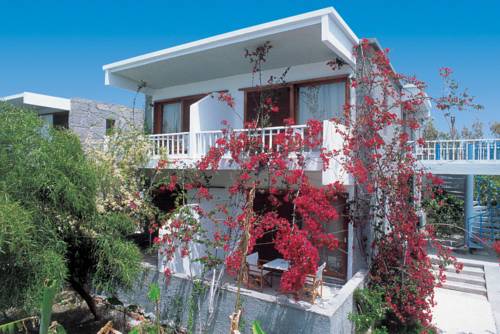 Adámas Greece Last Minute Discount Code Booking.com