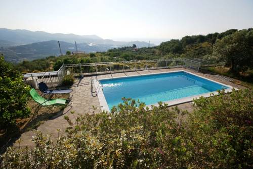 Imperia Italia Último Minuto Código de Descuento Booking.com