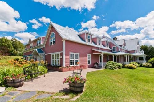 North-Hatley (Québec) Canada Last Minute Discount Code Booking.com