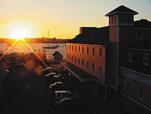 Bristol (Rhode Island) United States Last Minute Discount Code Booking.com