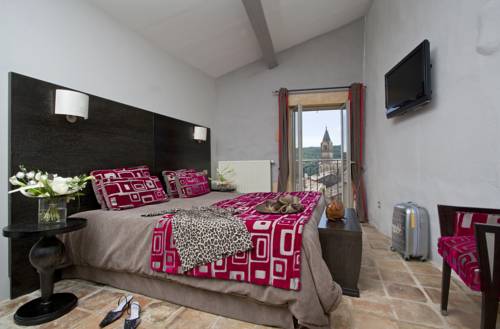 Collias France Last Minute Discount Code Booking.com