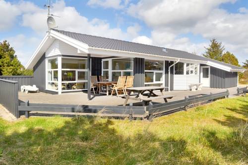 Henne Denmark Last Minute Discount Code Booking.com