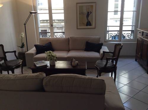 Uzès Frankreich Last-Minute-Rabattcode Booking.com