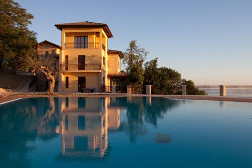 Silvi Italia Último Minuto Código de Descuento Booking.com