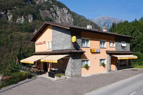 Vogorno Schweiz Last-Minute-Rabattcode Booking.com