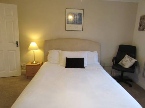 Ascot United Kingdom Last Minute Discount Code Booking.com