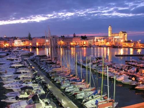 Trani Italien Last-Minute-Rabattcode Booking.com