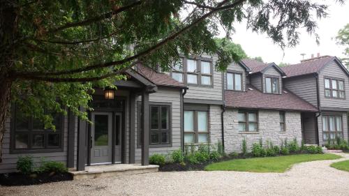 Clearview (ON) Canada Last Minute Discount Code Agoda.com