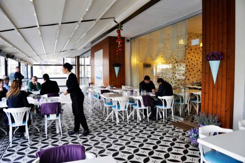 İzmir Turkey Last Minute Discount Code Booking.com