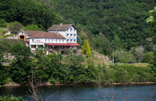Les Ancizes-Comps France Last Minute Discount Code Agoda.com
