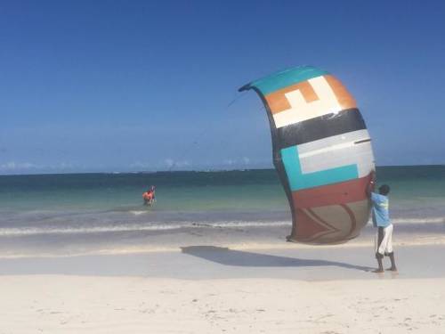 Playa de Diani Kenia Último Minuto Código de Descuento Booking.com