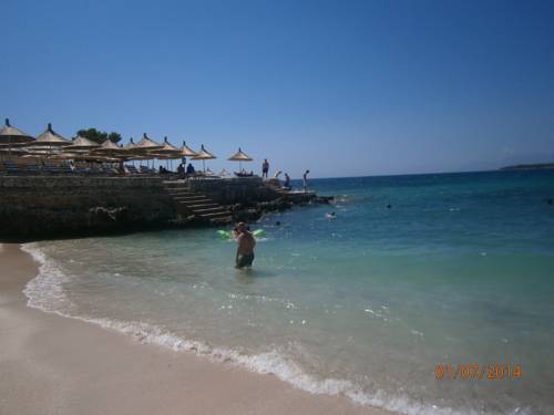 Ksamil Italia Último Minuto Código de Descuento Booking.com
