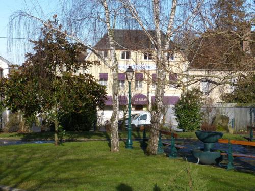 Courtenay France Last Minute Discount Code Agoda.com