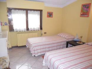 Casnate Con Bernate Italy Last Minute Discount Code Agoda.com