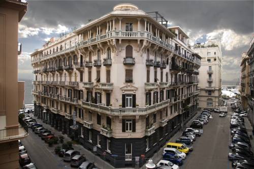 Neapel Italien Last-Minute-Rabattcode Booking.com