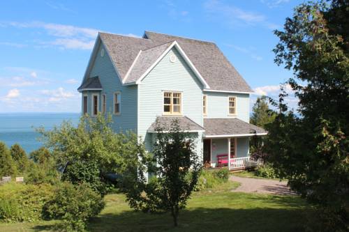 St-Irenee (Quebec) Canada Last Minute Discount Code Booking.com