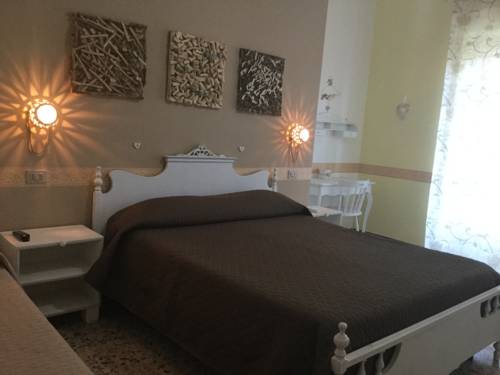 S. Antioco Italia Último Minuto Código de Descuento Booking.com