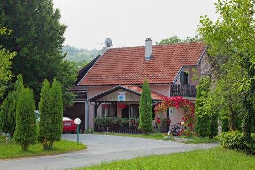 Smoljanac (Plitvička jezera) Croacia Último Minuto Código de Descuento Booking.com