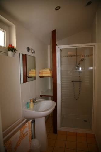 Avallon France Last Minute Discount Code Booking.com