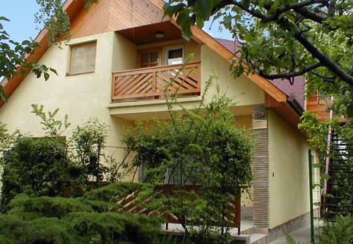 Balatonlelle Ungarn Last-Minute-Rabattcode Booking.com