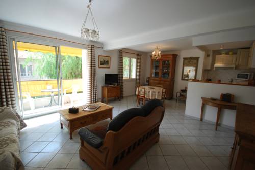 Cannes Francia Último Minuto Código de Descuento Booking.com