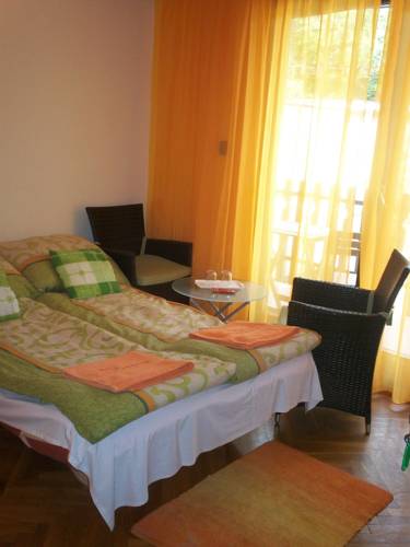 Siófok Hungría Último Minuto Código de Descuento Booking.com
