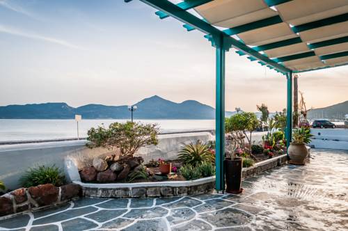 Adámas Greece Last Minute Discount Code Booking.com