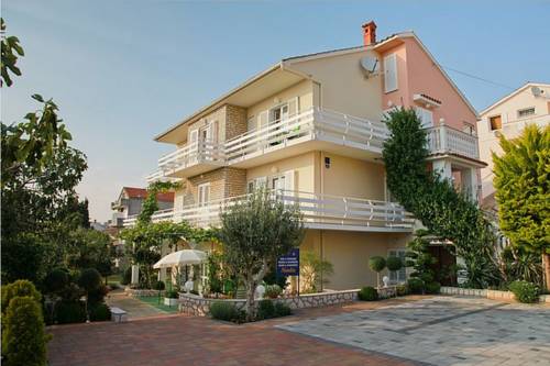 Novalja Kroatien Last-Minute-Rabattcode Booking.com