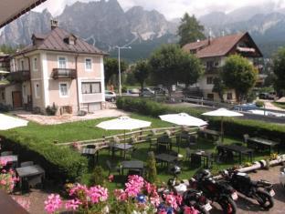 Cortina d'Ampezzo Italy Last Minute Discount Code Agoda.com