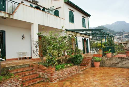 Taormina Italia Último Minuto Código de Descuento Booking.com