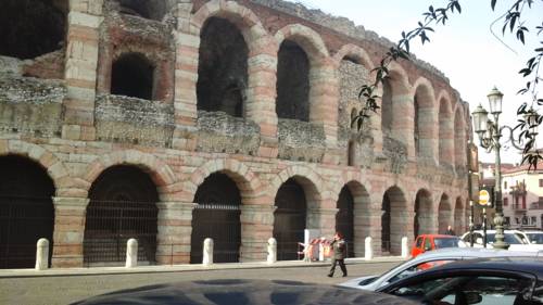 Verona Italia Último Minuto Código de Descuento Booking.com