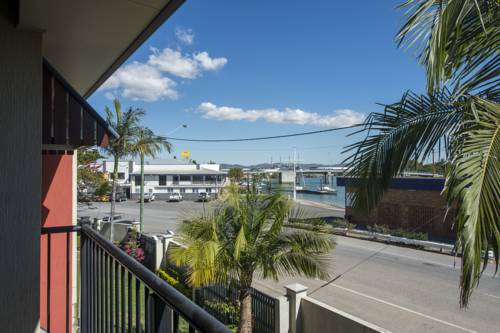 Gladstone Australia Last Minute Discount Code Booking.com