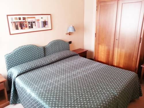 Modena Italia Último Minuto Código de Descuento Booking.com