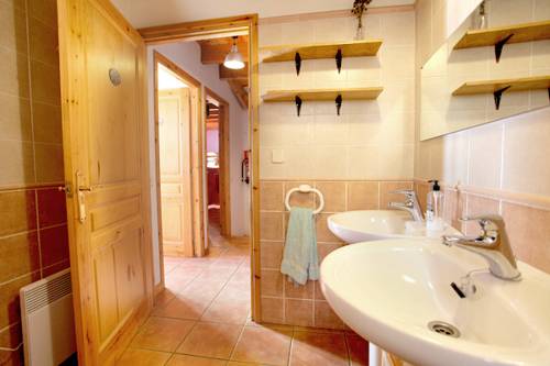 Estahón Spain Last Minute Discount Code Booking.com