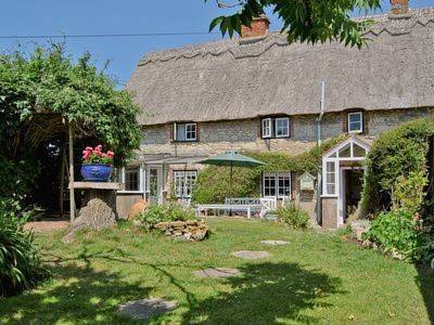 Wellow United Kingdom Last Minute Discount Code Booking.com