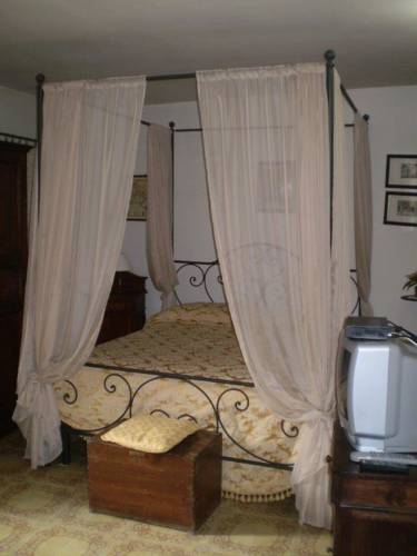 Valfabbrica Italien Last-Minute-Rabattcode Booking.com