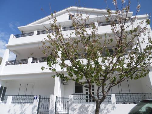 Petrovac na Moru Montenegro Último Minuto Código de Descuento Booking.com