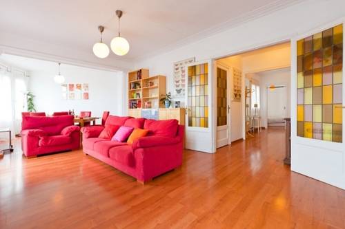 Barcelona Spanien Last-Minute-Rabattcode Booking.com