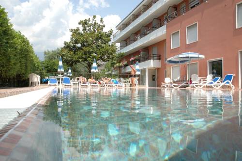 Torbole sul Garda Italië Laatste minuut Kortingscode Booking.com