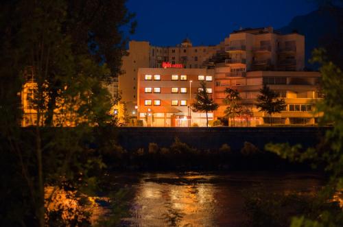 Grenoble France Last Minute Discount Code Agoda.com