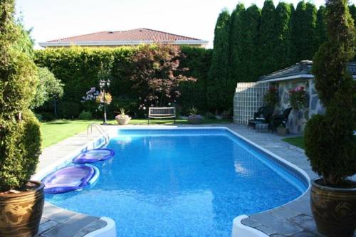 Richmond (British Columbia) Canada Last Minute Discount Code Booking.com