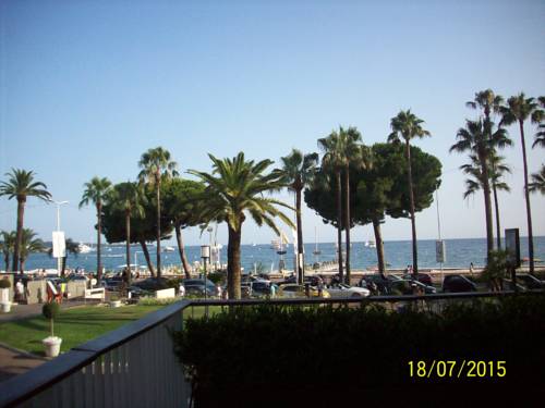 Cannes Francia Último Minuto Código de Descuento Booking.com
