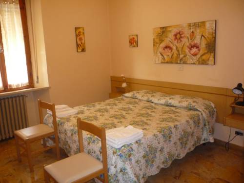Chiusdino Italia Último Minuto Código de Descuento Booking.com