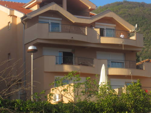 Tivat Montenegro Último Minuto Código de Descuento Booking.com