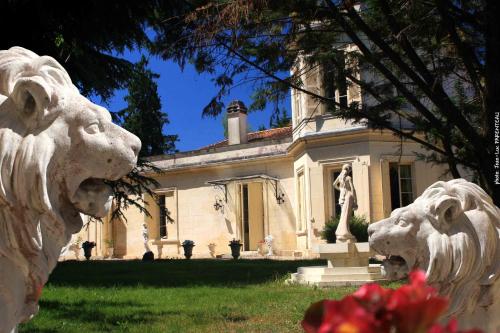 Cenon France Last Minute Discount Code Agoda.com