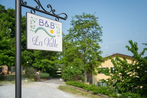 Talamello Italia Último Minuto Código de Descuento Booking.com