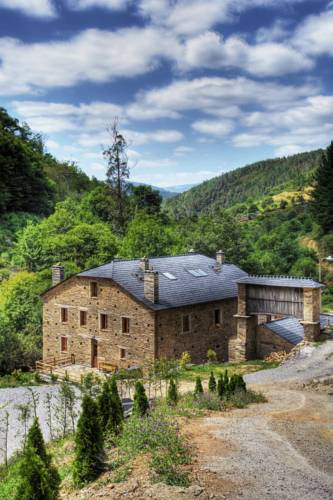 A Pontenova Spain Last Minute Discount Code Booking.com