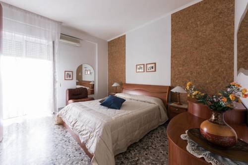 Bari Italien Last-Minute-Rabattcode Booking.com
