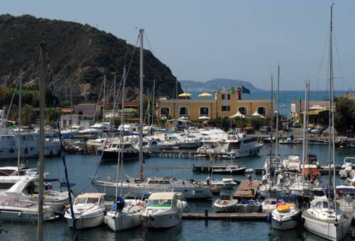 Procida Italien Last-Minute-Rabattcode Booking.com